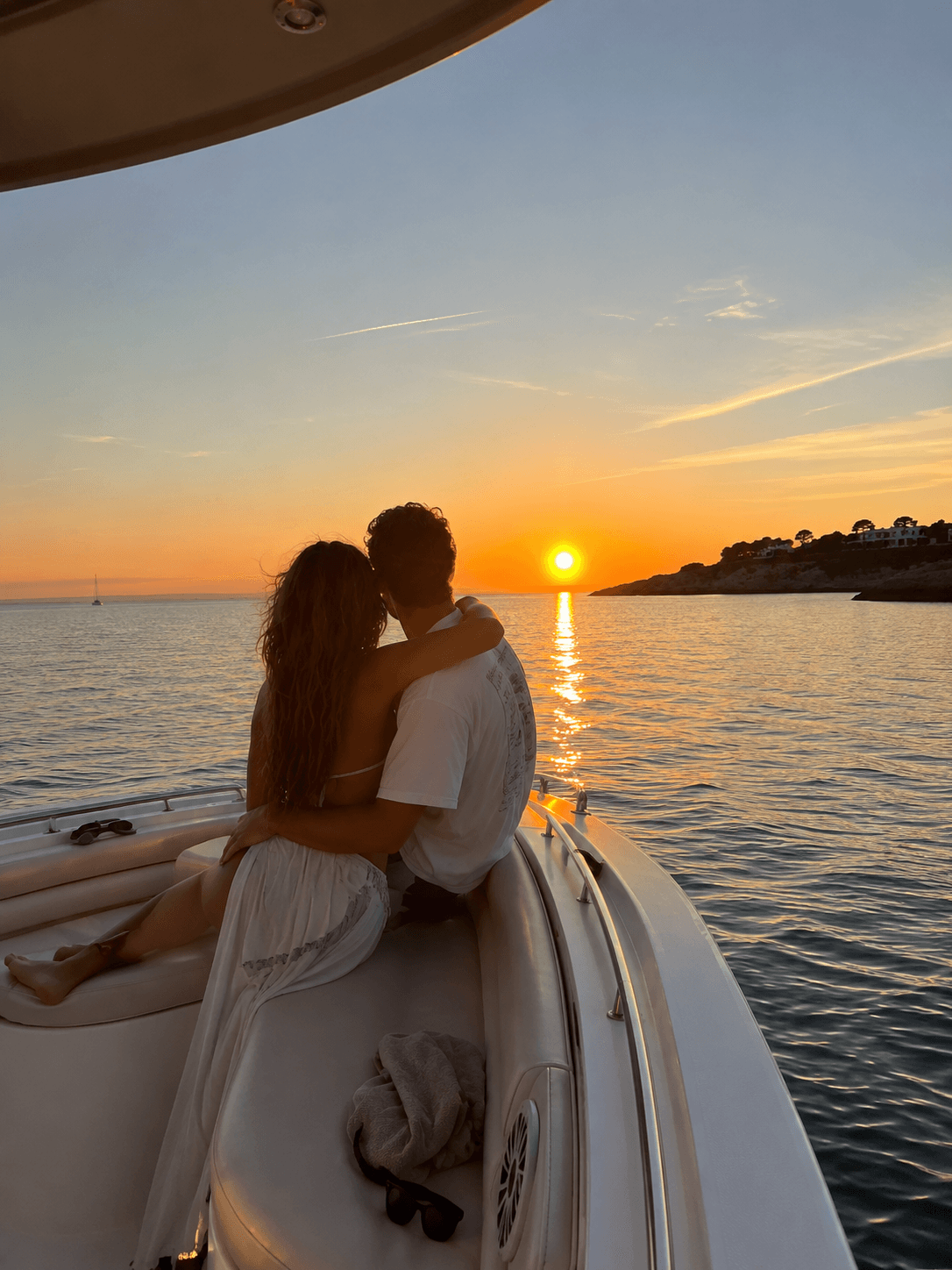 Paseo Romántico Privado al Atardecer en Velero - Pasito Blanco - 2,5 horas